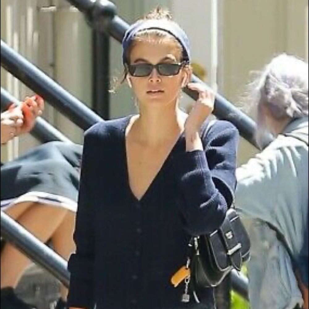 Brandy Melville navy cardigan never worn❤️